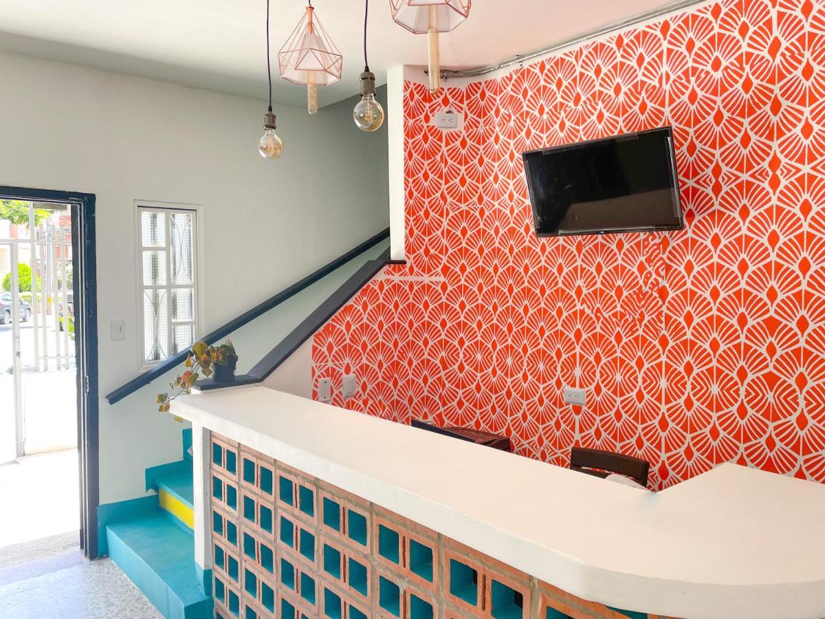 Baku Laureles Hostel ميديلين المظهر الخارجي الصورة